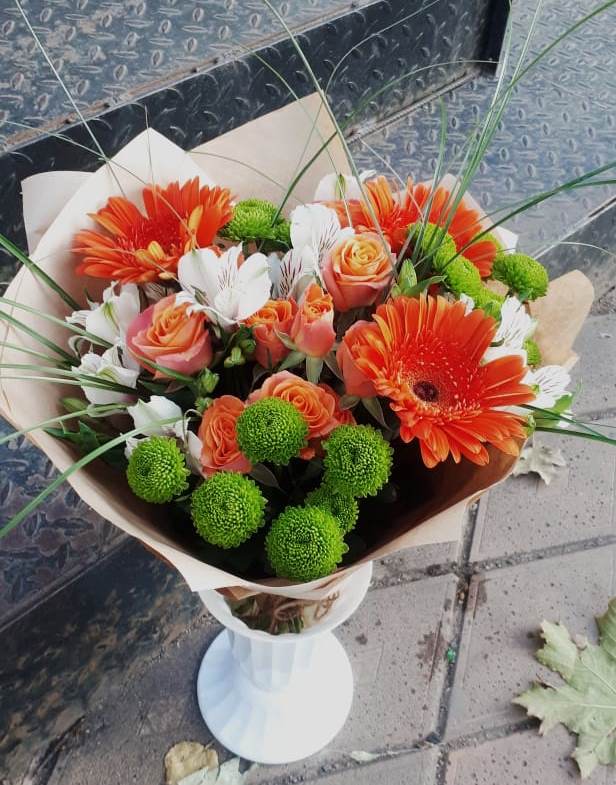 Букет цветов из: Герберы, Хризантемы, Альстромерии и Розы в Богородицке