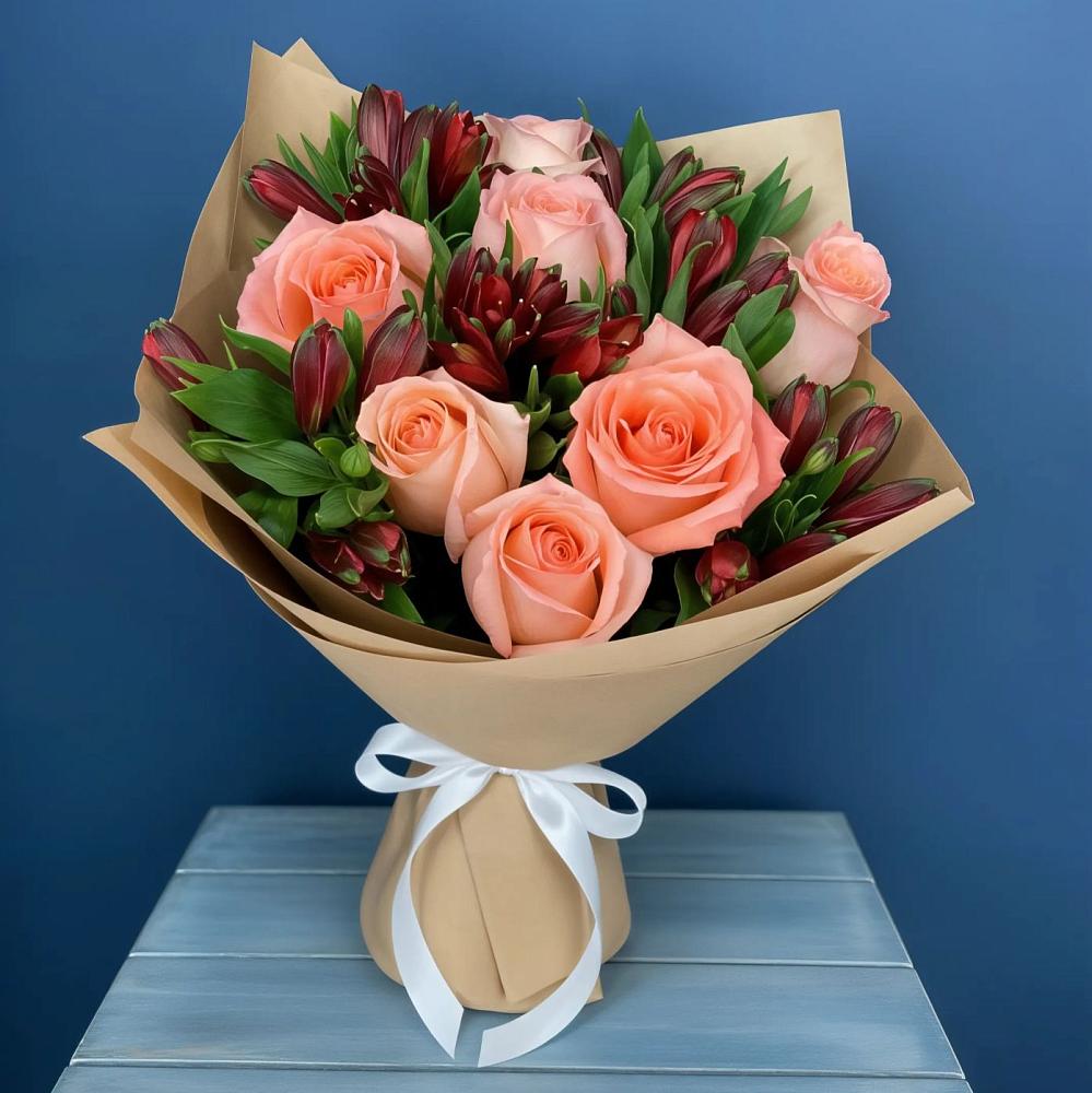 Букет цветов из: Розы и Альстромерии в Богородицке