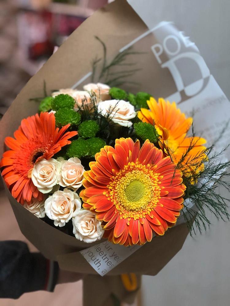 Букет цветов из: Герберы, Хризантемы и Розы в Богородицке